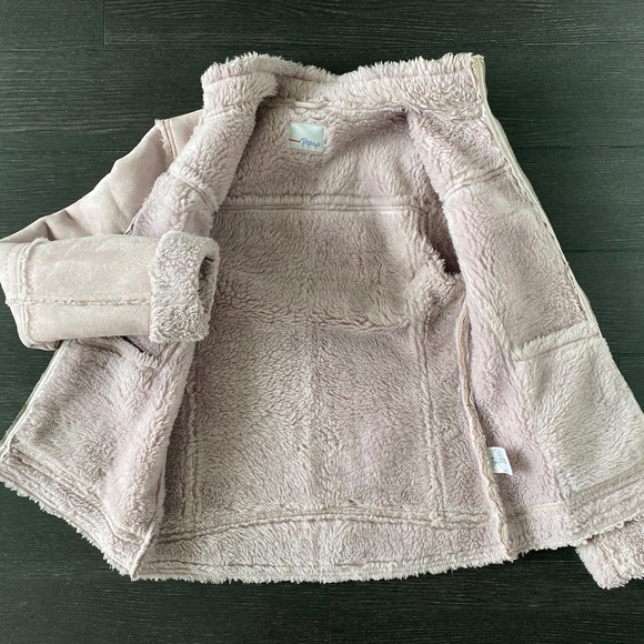 Faux suede fall jacket with faux fur interior in a soft pink colour size small - Picture 4 of 5